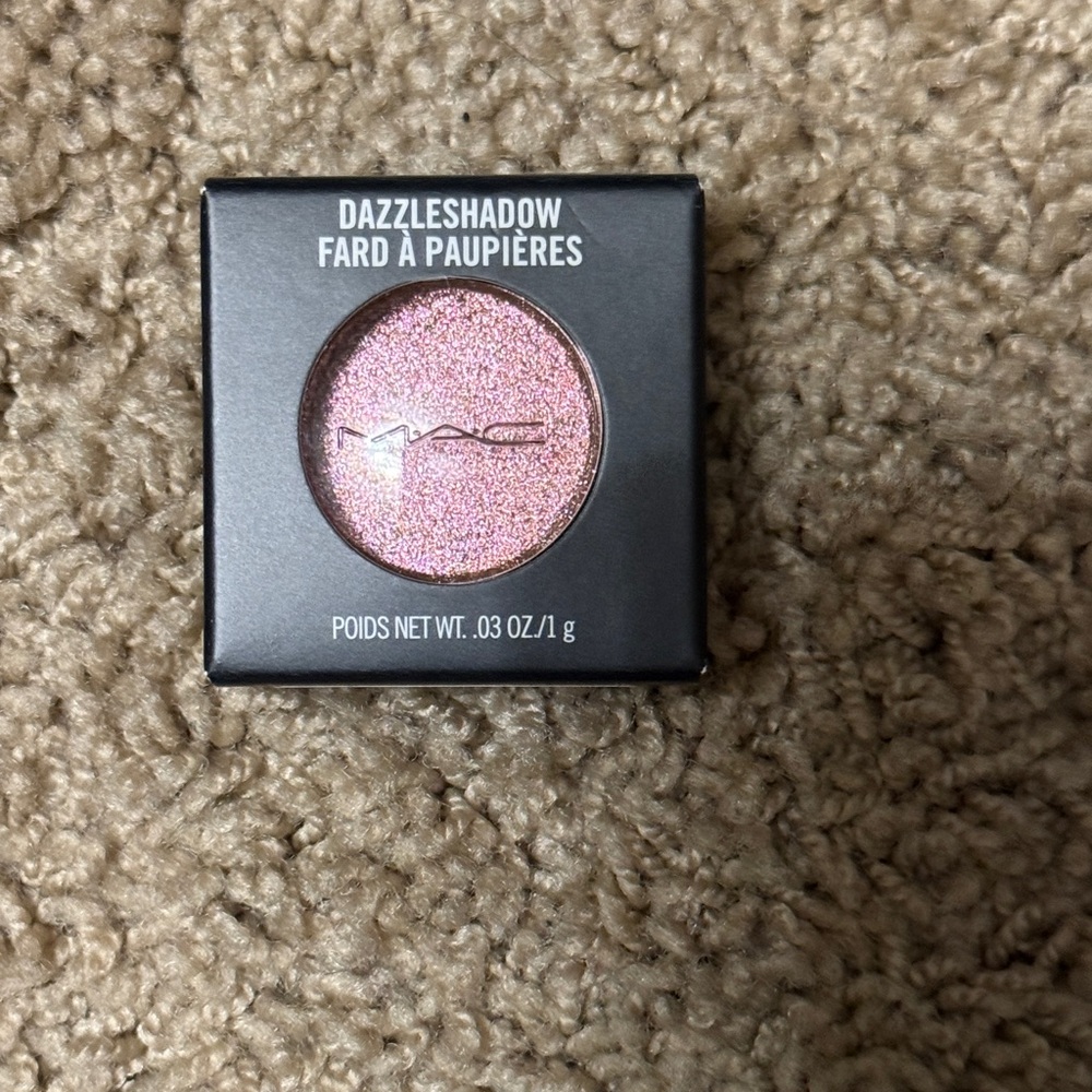 MAC Cosmetics Dazzleshadow in Slow/Fast/Slow - Picture 4 of 4